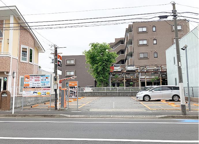 東船橋駅前整骨院の駐車場